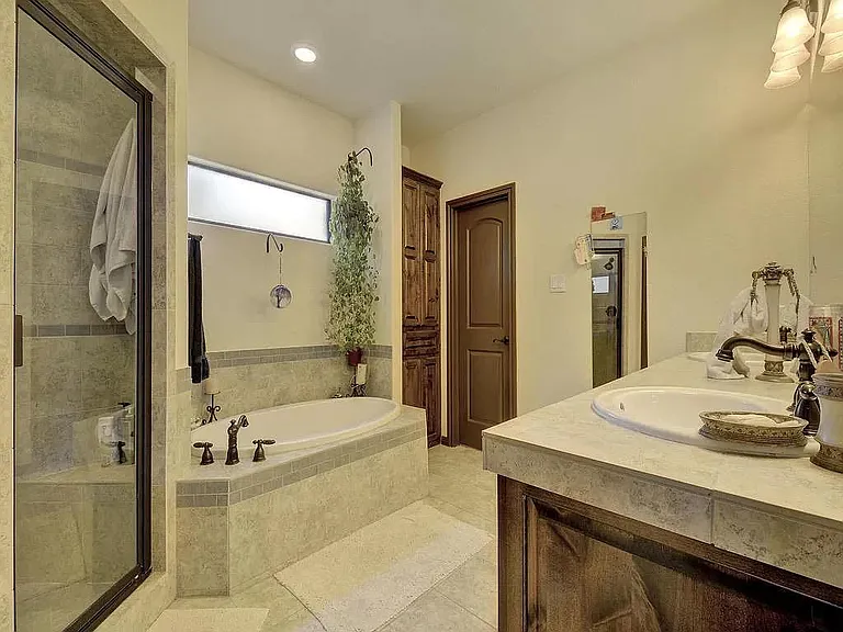 3103 Coyote Ct — Photo 12