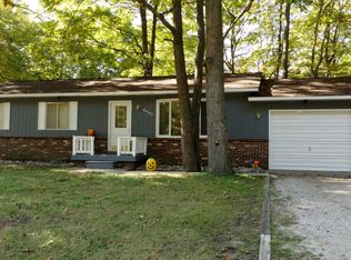 6407 Mikado St, Oscoda, MI 48750