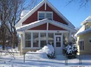 841 Manomin Ave, Saint Paul, MN 55107