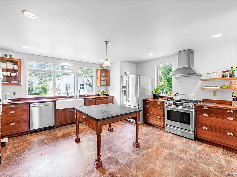 5 Thorn Hedge Rd — Photo 16