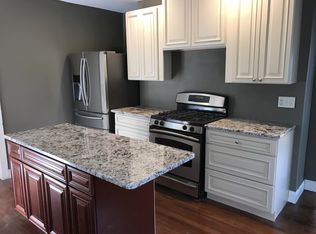 217 Park Rd, West Hartford, CT 06119