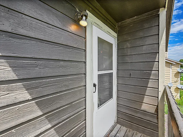 1051 Mazatlan Cir #D — Photo 2