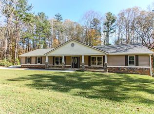 2810 Mack Dobbs Rd NW, Kennesaw, GA 30152