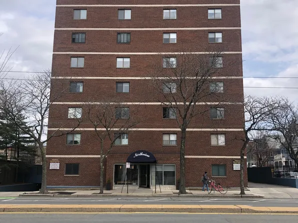 2353 Massachusetts Ave APT 62, Cambridge, MA 02140