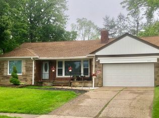 2605 Elmhurst Dr, Beachwood, OH 44122