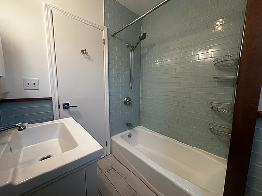 Rented by Horowitz Real Estate | media 9