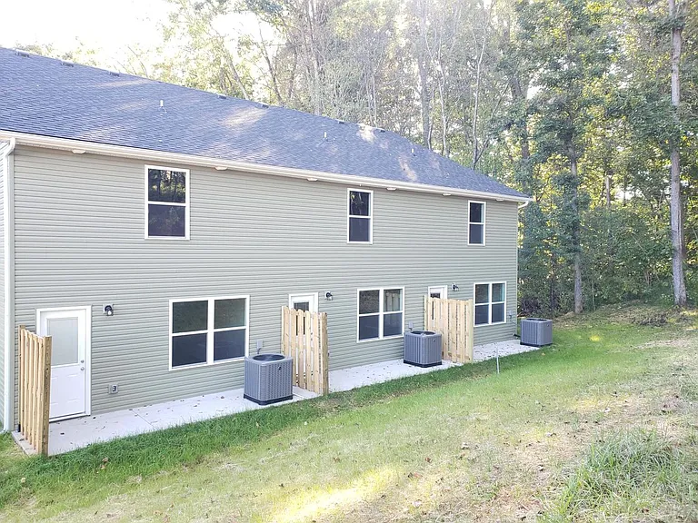 955 Center Rd — Photo 29