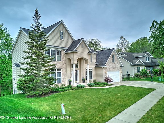 4th image of 6542 White Clover Dr