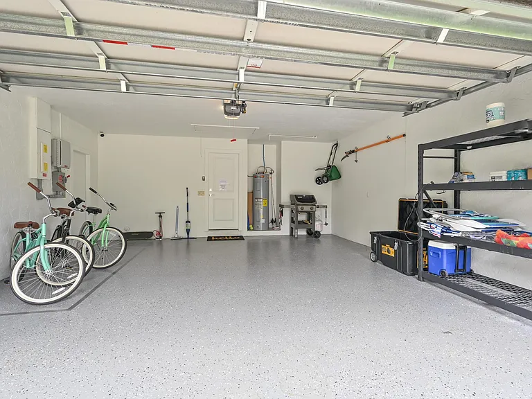 2305 Kings Lake Blvd — Photo 25