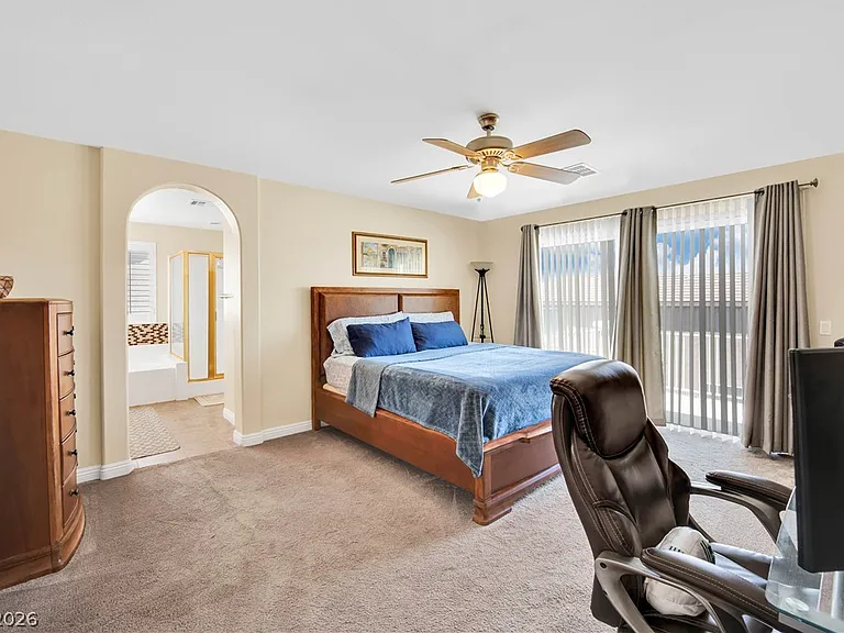 668 Sunrise Lake Pl — Photo 27