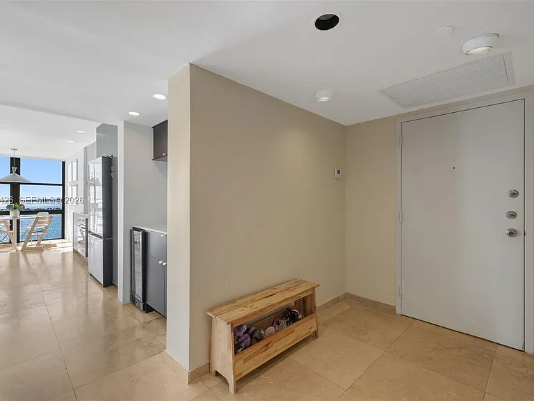 1915 Brickell Ave #1407 — Photo 5
