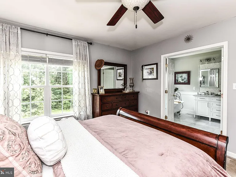 14104 Flicker Ct — Photo 18