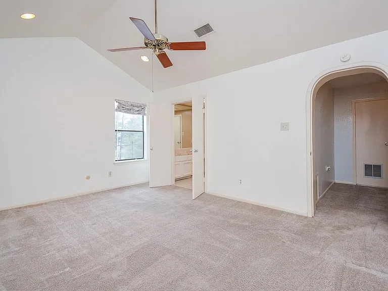 7447 Cambridge St #115 — Photo 23