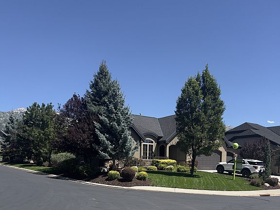2nd image of 2229 E Viscaya Dr