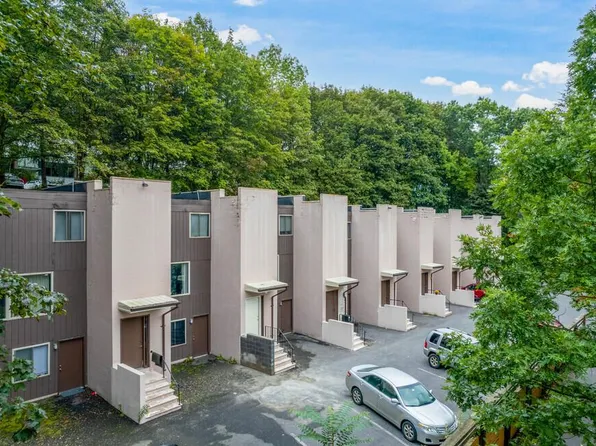 212 Giles St #2, Ithaca, NY 14850