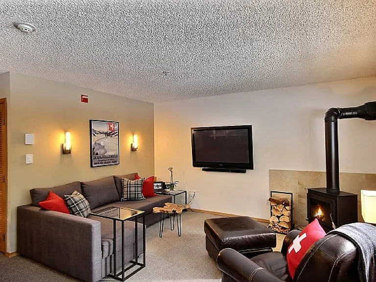220 Tanner Way #C104 — Photo 6