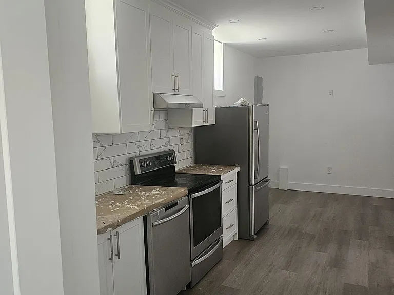 84 Beland Ave N #BASEMENT — Photo 12