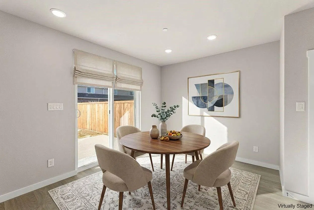 3 bed, 2.5 bath, 1759 sqft, $2,650 — Photo 3