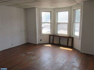 233 Macdade Blvd, Collingdale, PA 19023