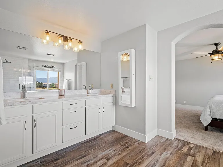 7475 Hunter Glen Dr — Photo 12