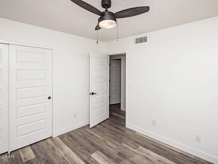3705 Challenger Dr — Photo 13