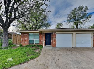 1303 1/2 Berry Dr #A, Cleburne, TX 76033