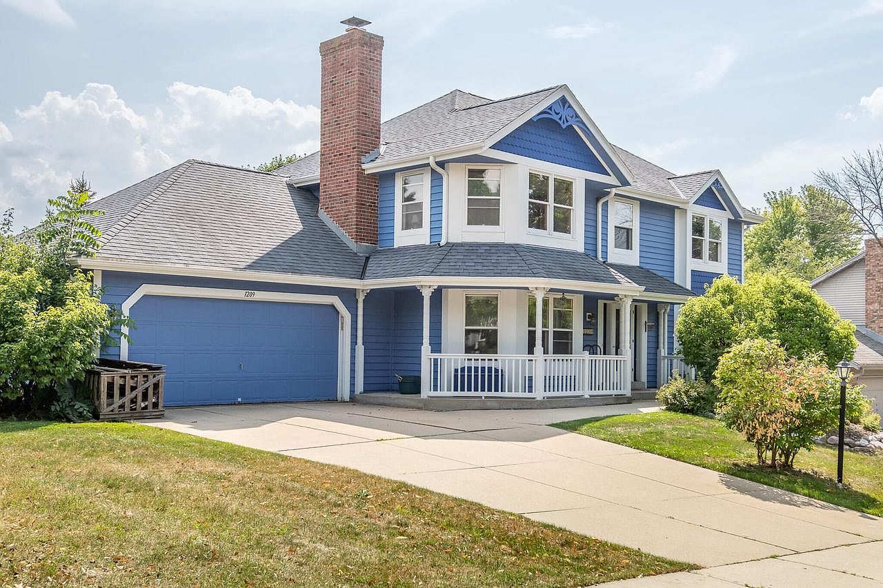 1209 Woodview DRIVE, Waukesha, WI 53189 MLS 1845717 Zillow