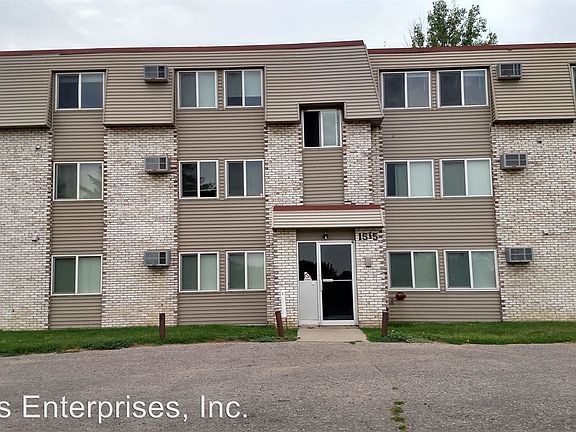 2nd image of 1515 College Way APT 204