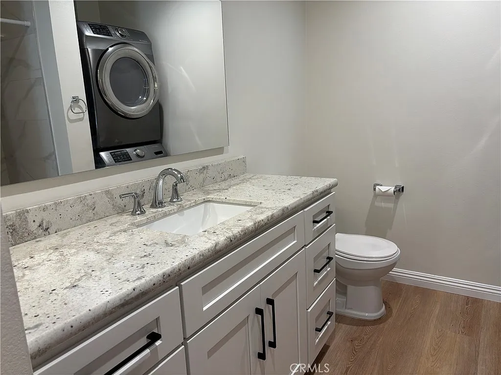 2 bed, 1067 sqft, $2,900 — Photo 3