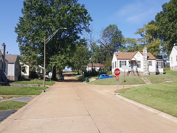 5th image of 7612 Stanwood Dr