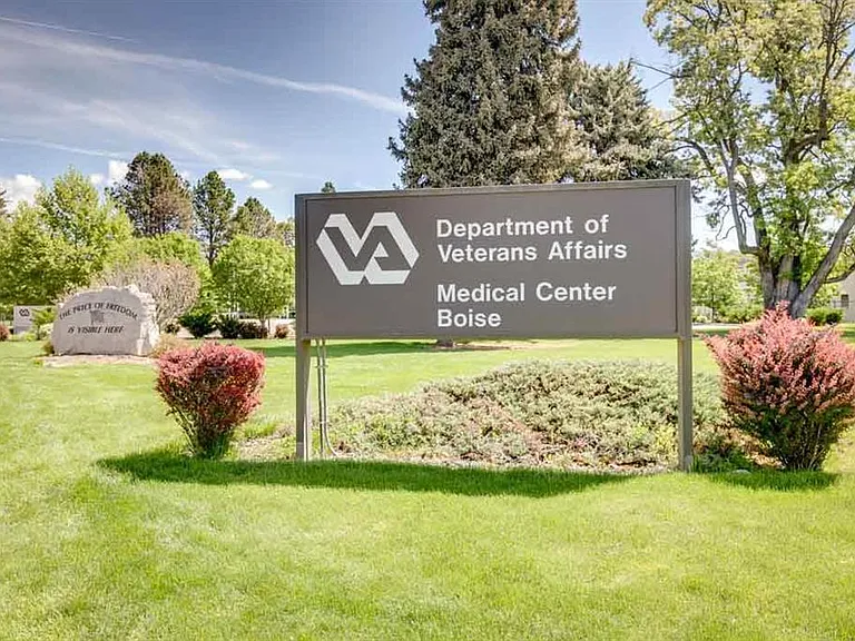 WALKING DISTANCE TO THE BOISE VA