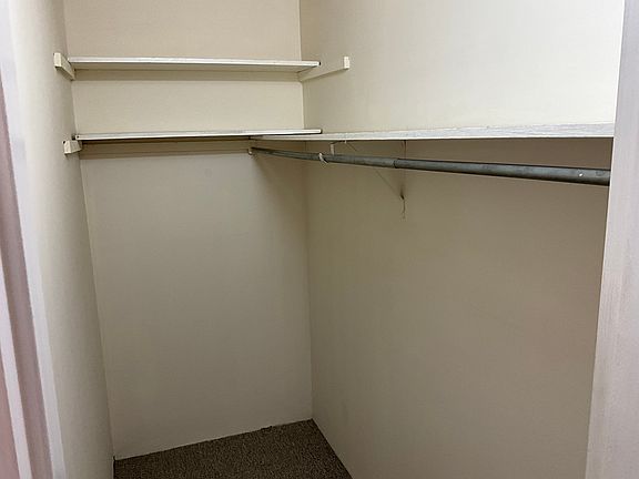 5th image of 156 W Cedar St #35