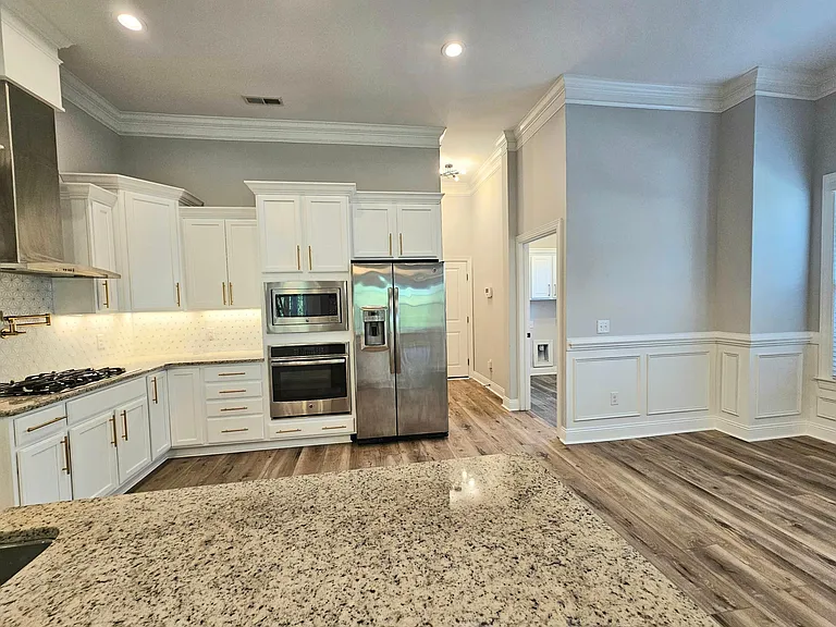 853 Bedminister Ln — Photo 8
