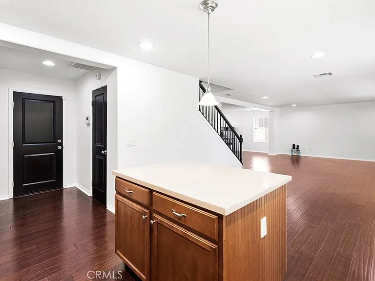 43023 Artesia Ct — Photo 6