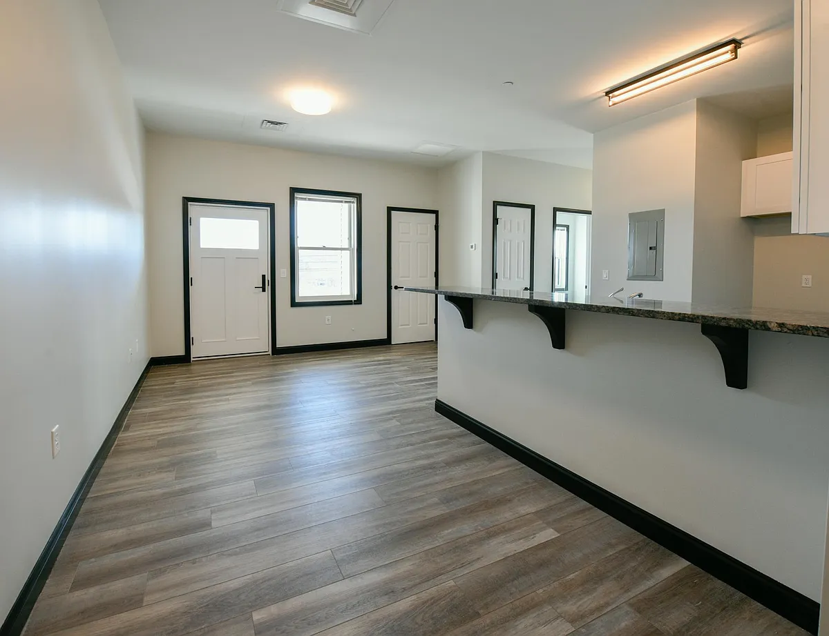Building Photo - 77 Whiting St #2C