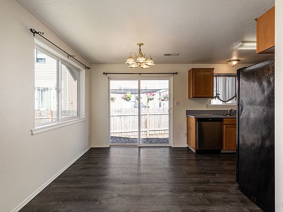 5th image of 58907 Green Acres Dr APT D