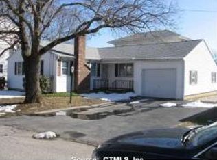 60 Columbus Ave, Niantic, CT 06357