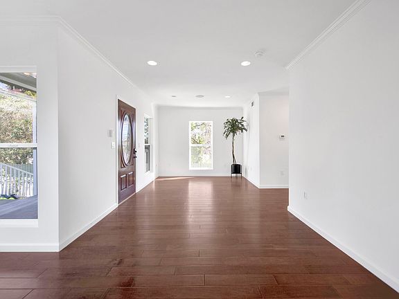 2nd image of 2124 Reservoir St
