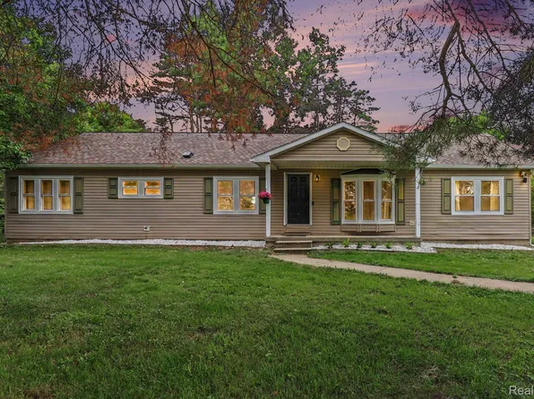 6357 N State Rd, Davison, MI 48423