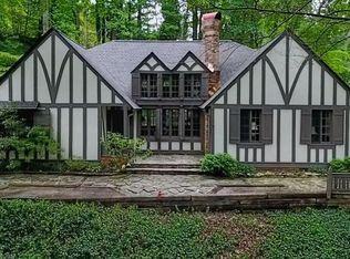 180 Jack London Rd, Lake Lure, NC 28746