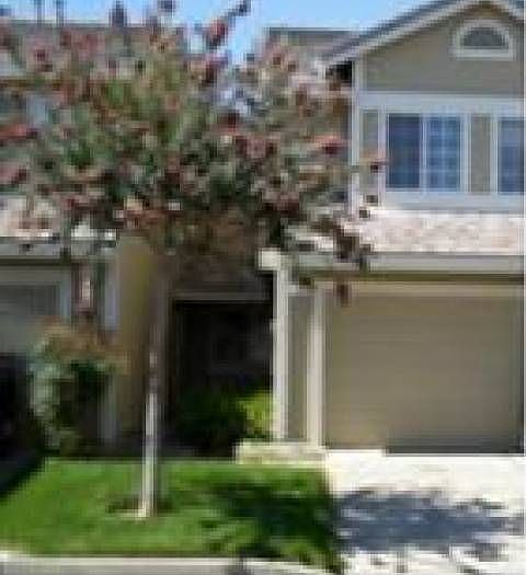 1st image of 243 Heron Dr