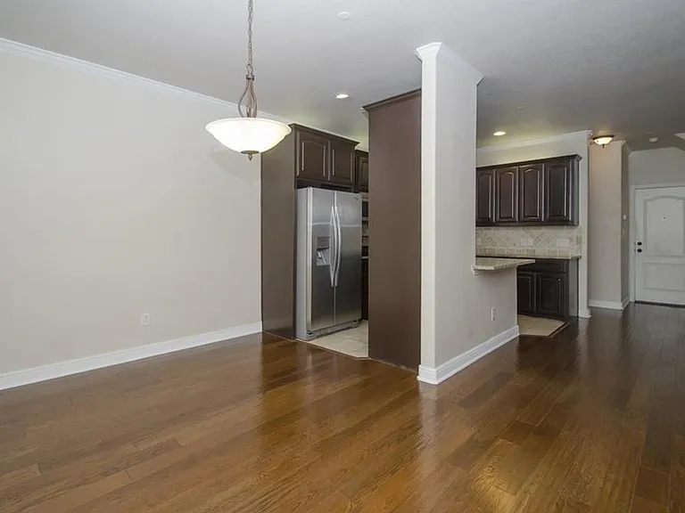 1821 Cortez Ln — Photo 4