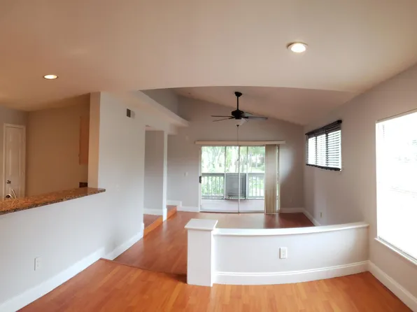 494 N Pin Oak Pl, Longwood, FL