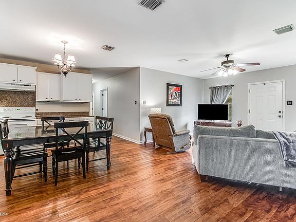 5th image of 2301 Denby Ln