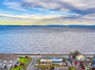 43 Bay View Dr, Pt Roberts, WA 98281