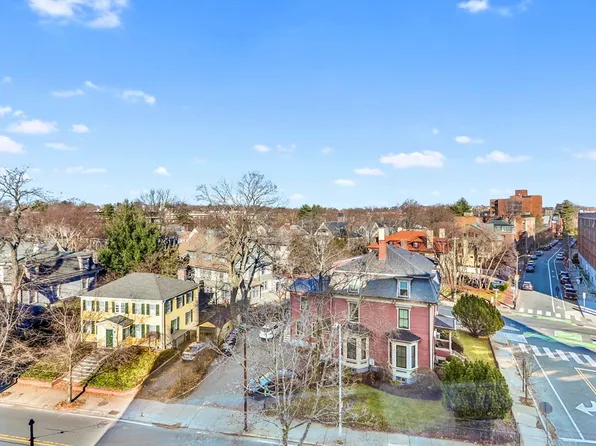 14 Concord Ave APT 724, Cambridge, MA 02138