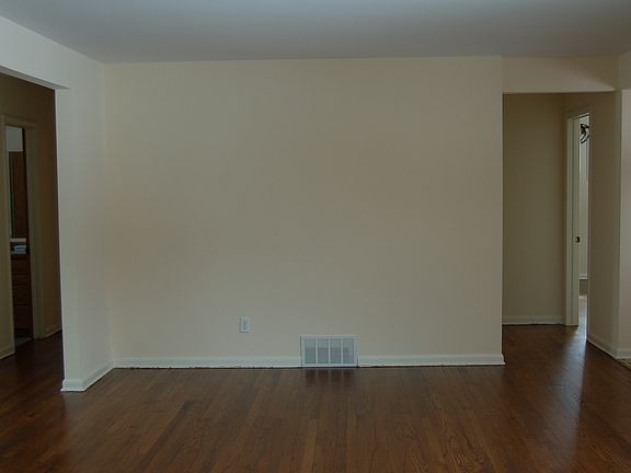 Newly refinished HW floors