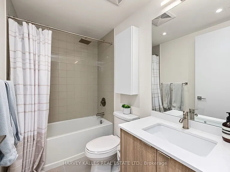 840 Saint Clair Ave W #803 — Photo 18