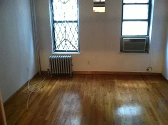 Rented by Warren T Real Estate Corp.