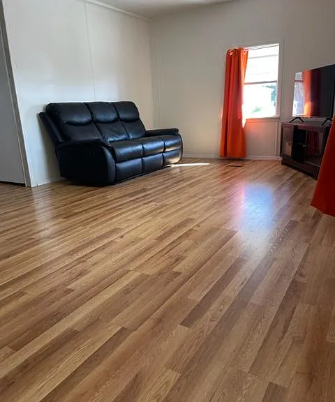 1812 Seagrape St NE — Photo 7
